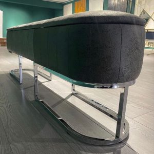 BANQUETA ALDAI – ACERO BRILLANTE CON TAPIZ